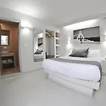 Happy Fish Rooms- Beachfront Appartement *
