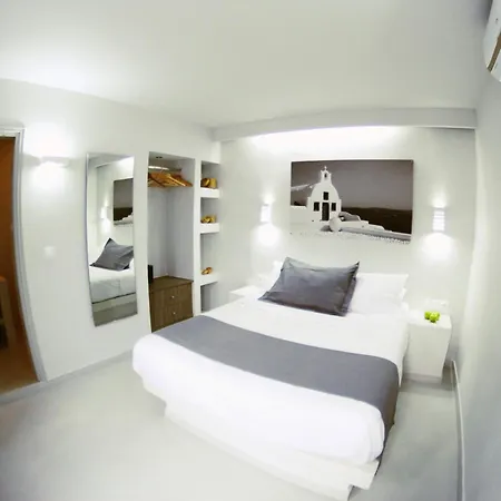 Happy Fish Rooms- Beachfront Appartement