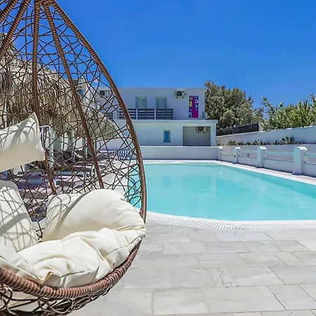 Happy Fish Rooms- Beachfront *