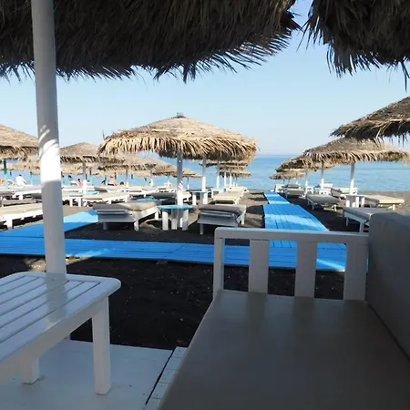 Apartment Happy Fish Rooms- Beachfront *