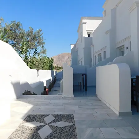 Happy Fish Rooms- Beachfront