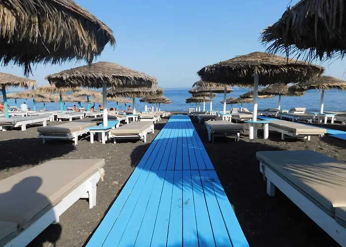 Apartament Happy Fish Rooms- Beachfront Perissa (Santorini)