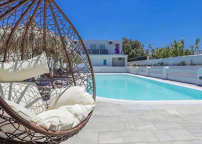 Happy Fish Rooms- Beachfront *