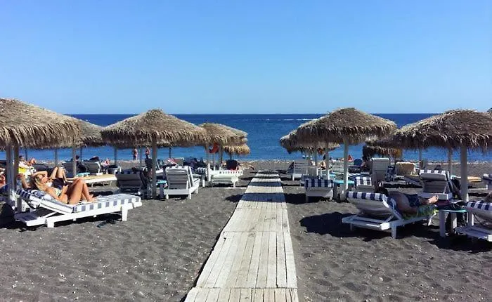 Happy Fish Rooms- Beachfront Apartament *